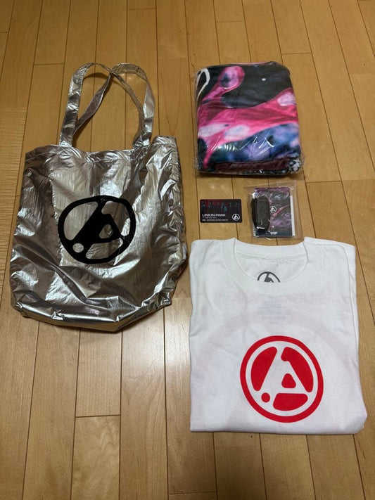 Linkin Park Japan Tour 2025 VIP Goods Set with Unused T-Shirt